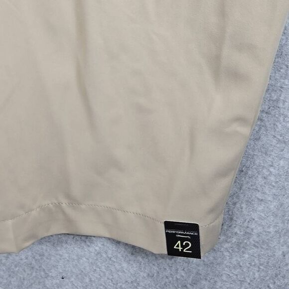 Roundtree yorke Chino Shorts Performance Stretch 42 7" inseam  New - Picture 5 of 10
